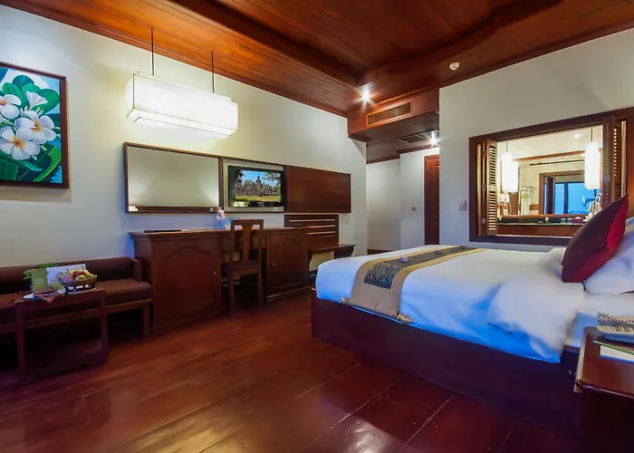 Borei Angkor & 5*