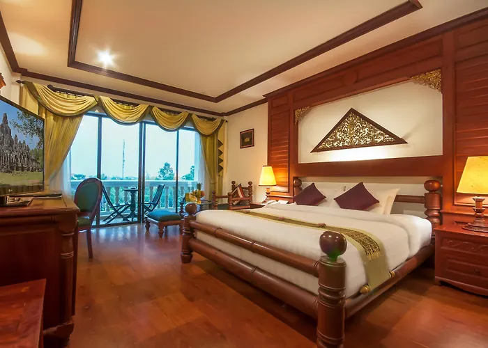 Borei Angkor & 5*