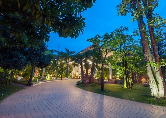 Borei Angkor & 5* Siem Reap