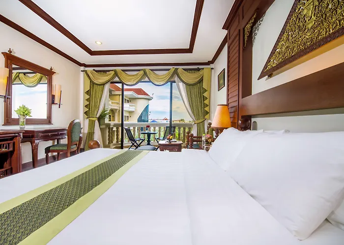 Borei Angkor & 5*