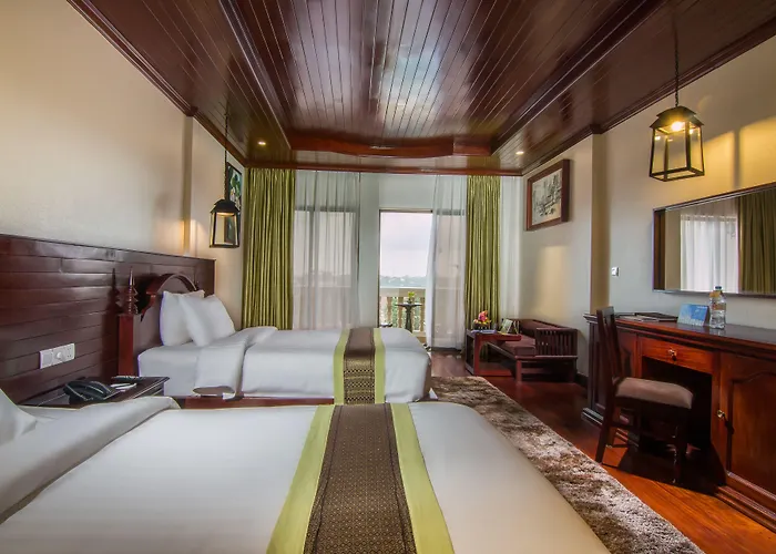 Borei Angkor & Hotel 5*
